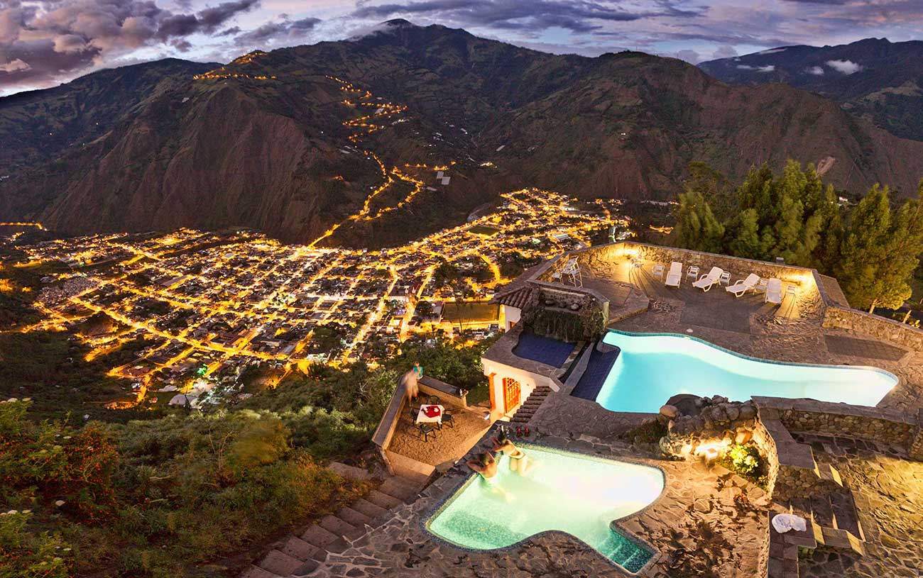 Hotel, Luna , volcán, baños, Ecuador